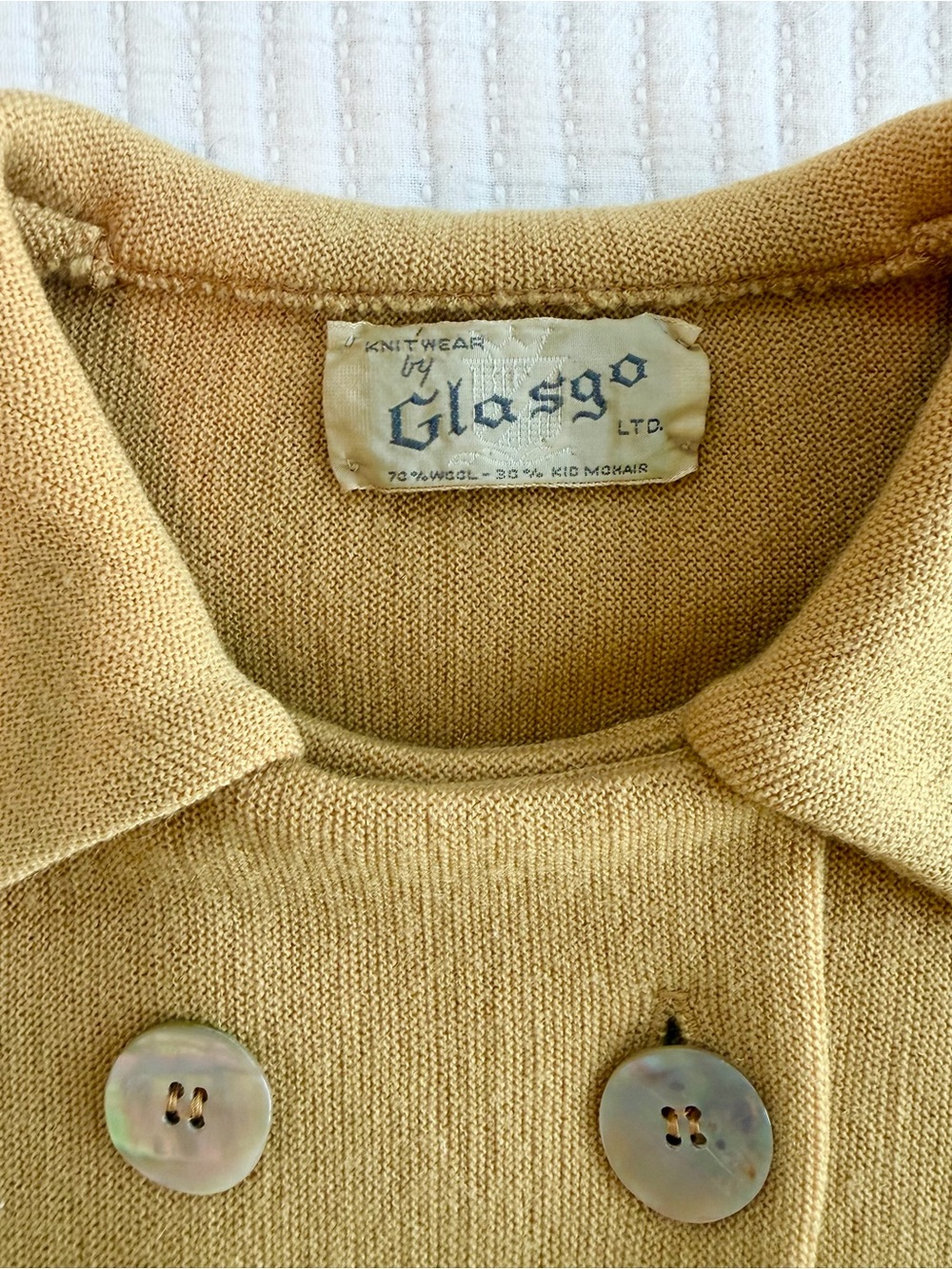 Vintage Wool Cardigan Jacket with Mother of Pearl Buttons -Knitwear by Glasgow - Picture 3 of 6